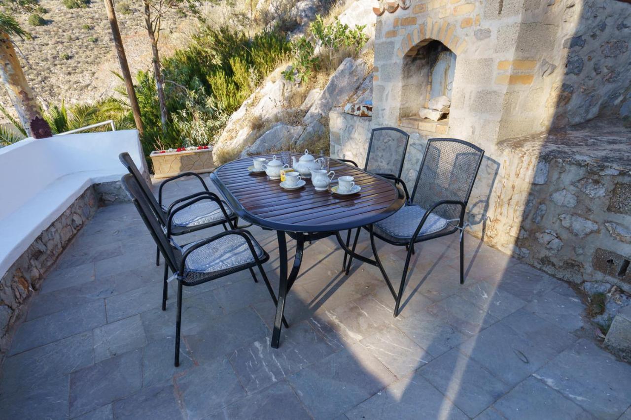 Villa Mandraki Hydra  Esterno foto